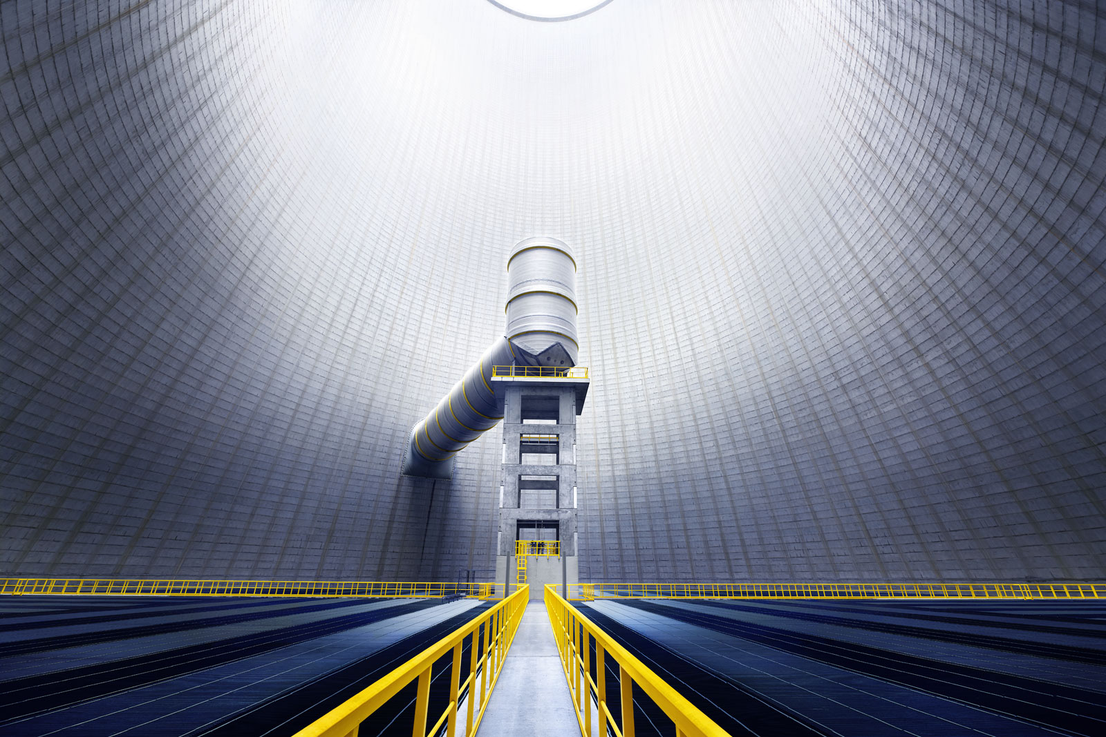 Trianel I Coal-fired power plant, interior view of the cooling tower 2011