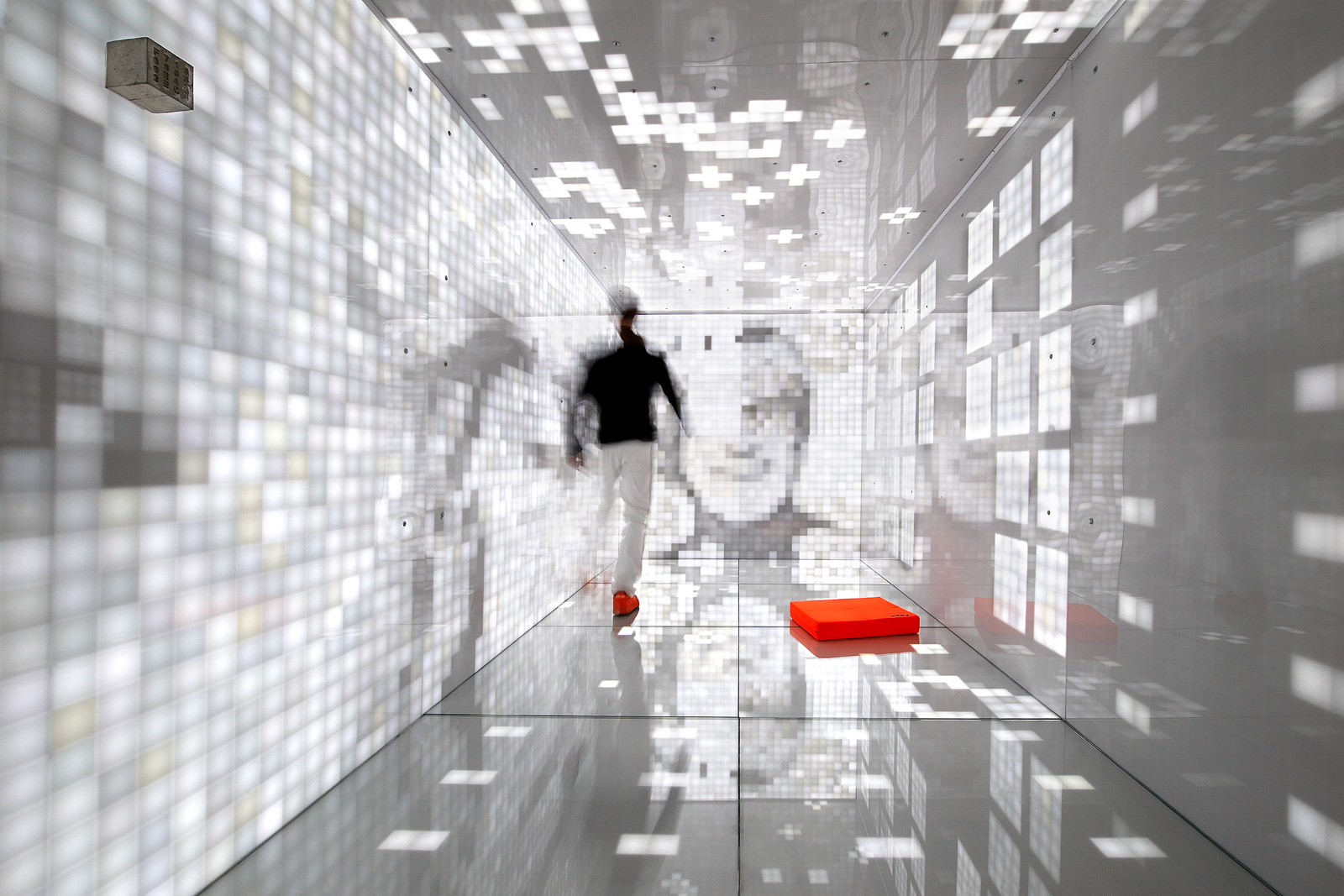 Etoy Mission Eternity